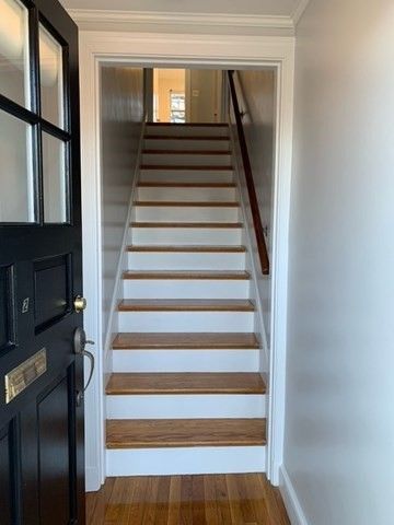 1517 Centre St 2, Boston, MA 02132