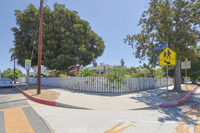 6158 Cahuenga, Los Angeles, CA 91606