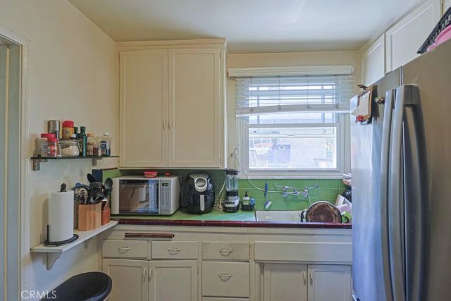 6158 Cahuenga, Los Angeles, CA 91606