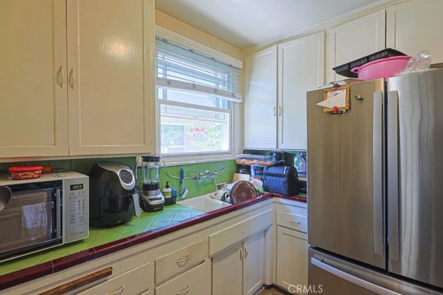 6158 Cahuenga, Los Angeles, CA 91606