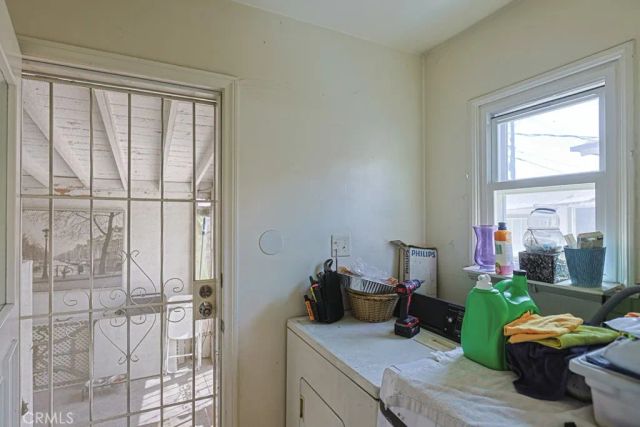 6158 Cahuenga, Los Angeles, CA 91606