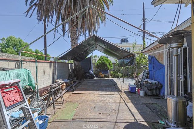 6158 Cahuenga, Los Angeles, CA 91606