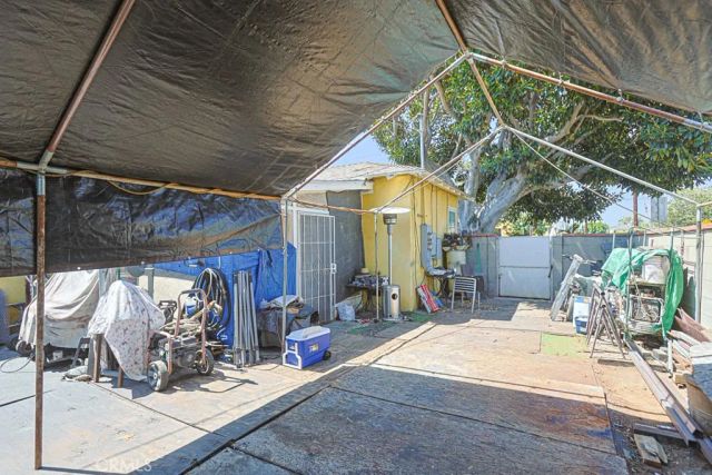 6158 Cahuenga, Los Angeles, CA 91606