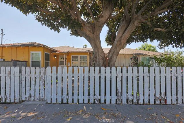 6158 Cahuenga, Los Angeles, CA 91606