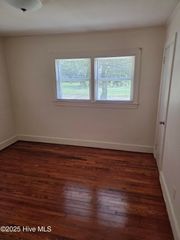 1309 E Caswell Street, Kinston, NC 28501