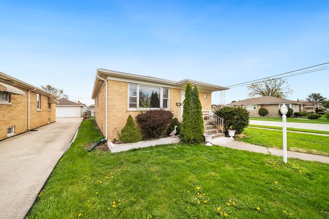 525 Mackinaw Avenue, Calumet City, IL 60409