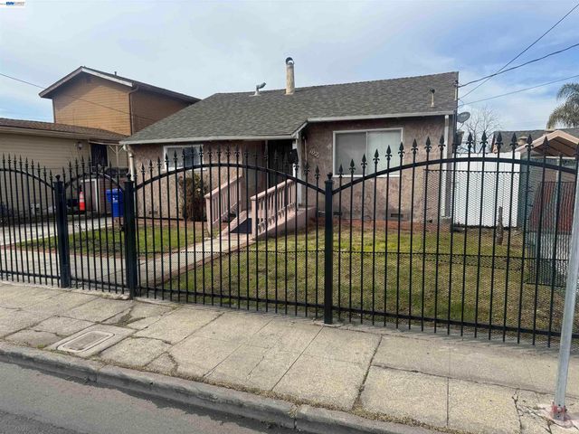 1021 72nd Ave, Oakland, CA 94621