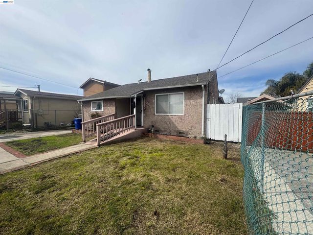 1021 72nd Ave, Oakland, CA 94621