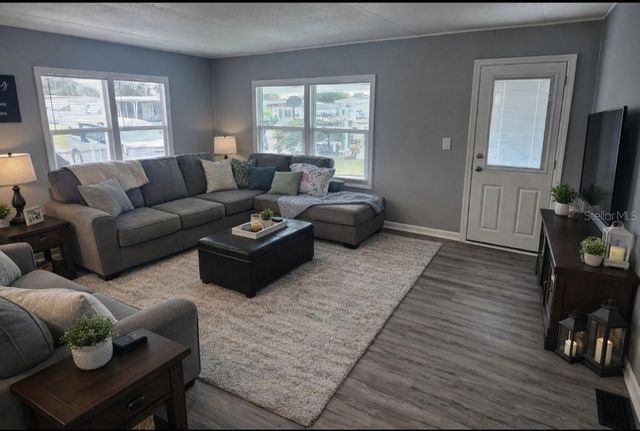 39053 FLORA AVENUE, Zephyrhills, FL 33542