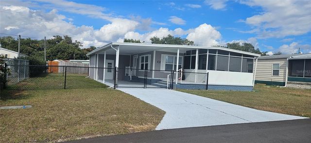 39053 FLORA AVENUE, Zephyrhills, FL 33542