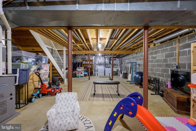 305 WILLIAMSBURG CT, Marlton, NJ 08053