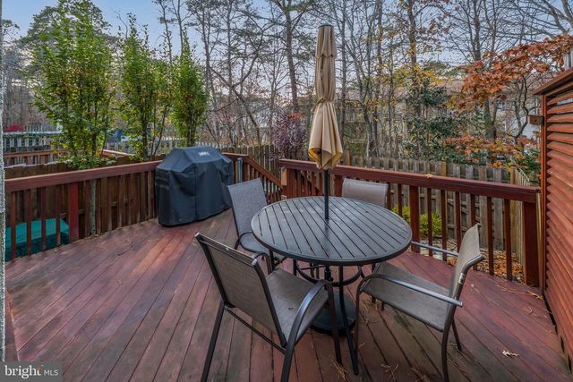 305 WILLIAMSBURG CT, Marlton, NJ 08053