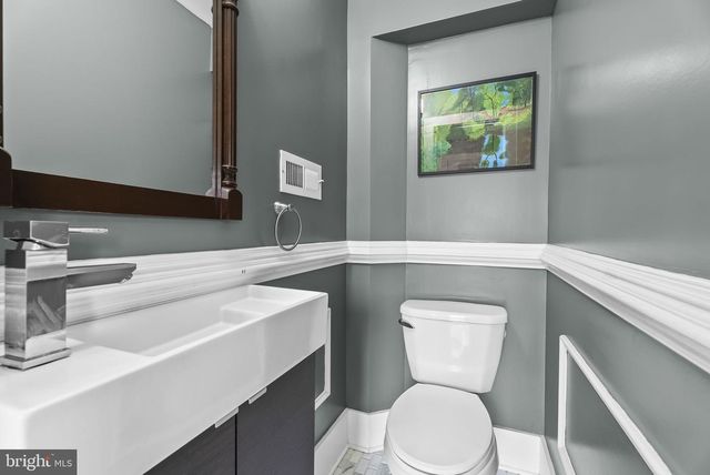 1804 AVALON PL, Hyattsville, MD 20783