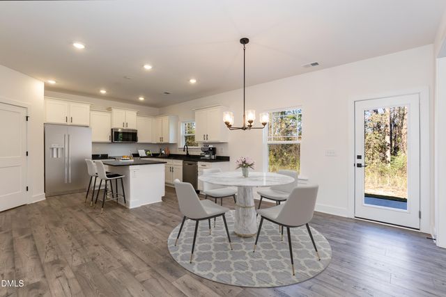 534 Middleton Court, Sanford, NC 27330