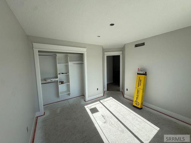 4937 Pierce Ave, Chubbuck, ID 83202