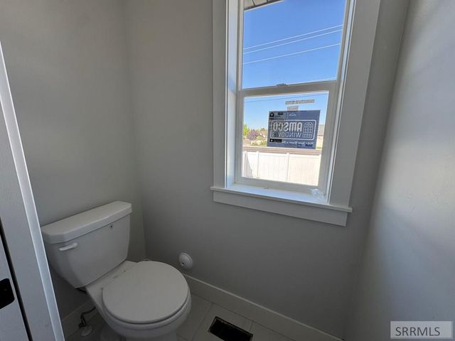 4937 Pierce Ave, Chubbuck, ID 83202