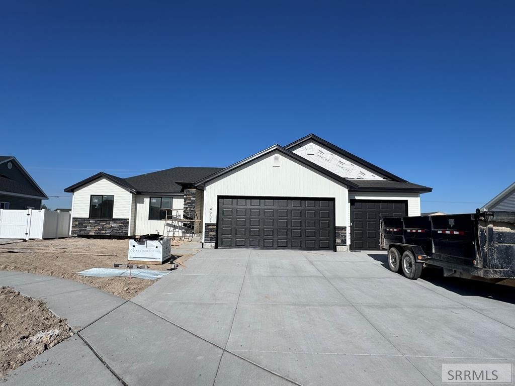 4937 Pierce Ave, Chubbuck, ID 83202