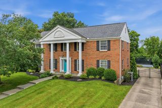 8709 Sturbridge Drive, Sycamore Twp, OH 45236