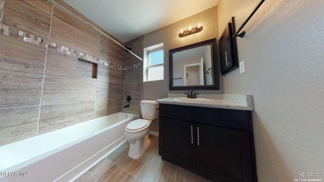 1228 Night Sky Street, Horizon City, TX 79928