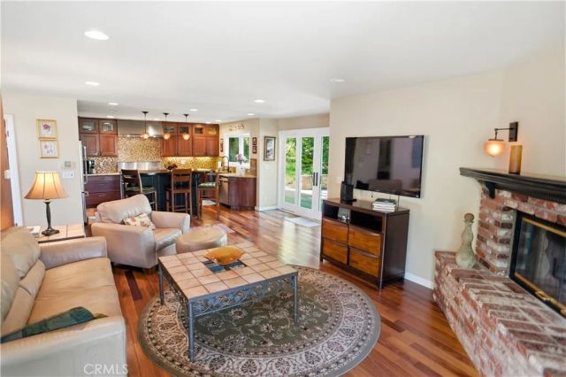 2703 Franklin Street, La Crescenta, CA 91214