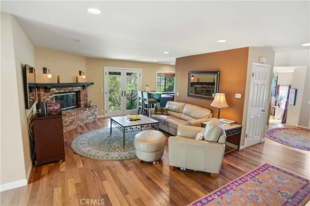 2703 Franklin Street, La Crescenta, CA 91214