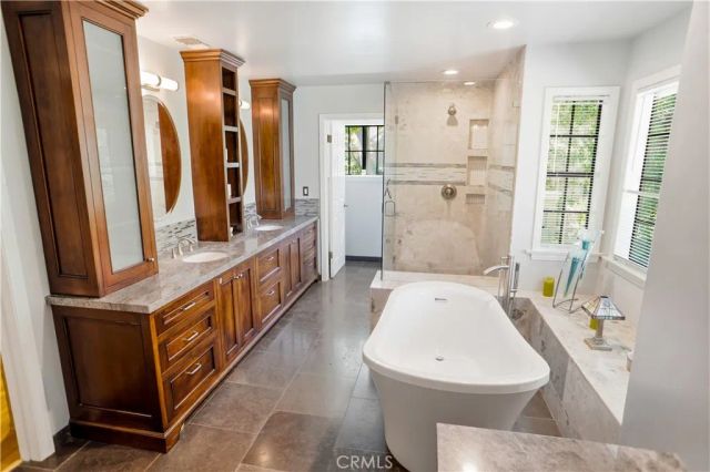 2703 Franklin Street, La Crescenta, CA 91214