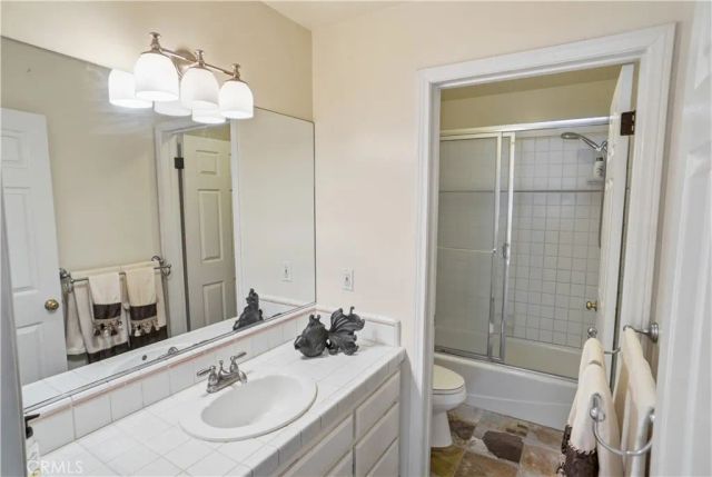 2703 Franklin Street, La Crescenta, CA 91214