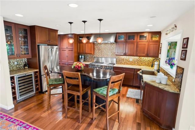 2703 Franklin Street, La Crescenta, CA 91214