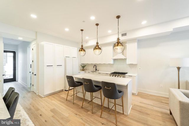 1215 HOLBROOK TER NE #1, Washington, DC 20002