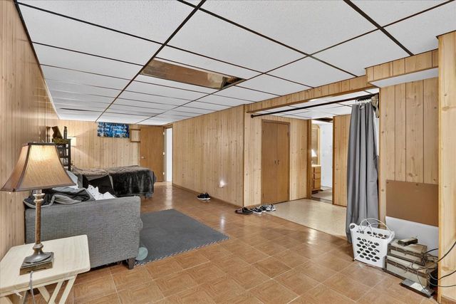 511 Johnson Avenue, Clinton, WI 53525