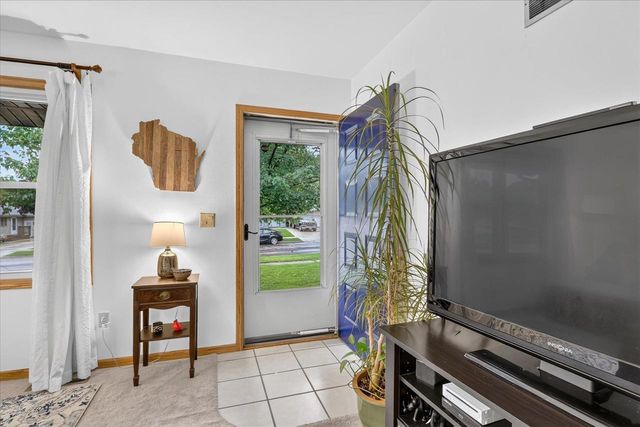 511 Johnson Avenue, Clinton, WI 53525