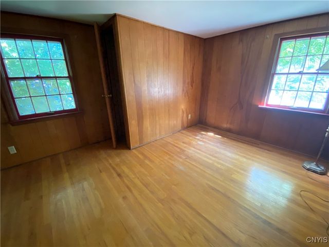 103 Paris Road, New Hartford, NY 13413