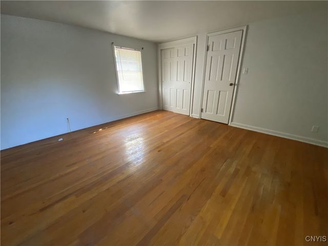 103 Paris Road, New Hartford, NY 13413