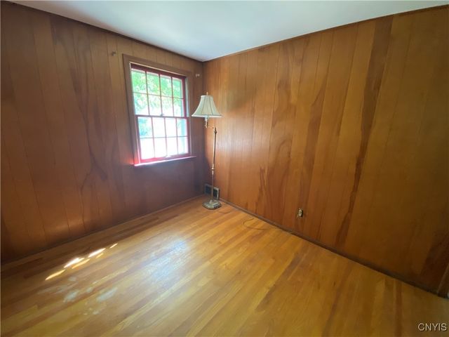 103 Paris Road, New Hartford, NY 13413