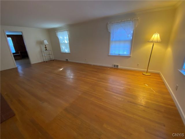 103 Paris Road, New Hartford, NY 13413