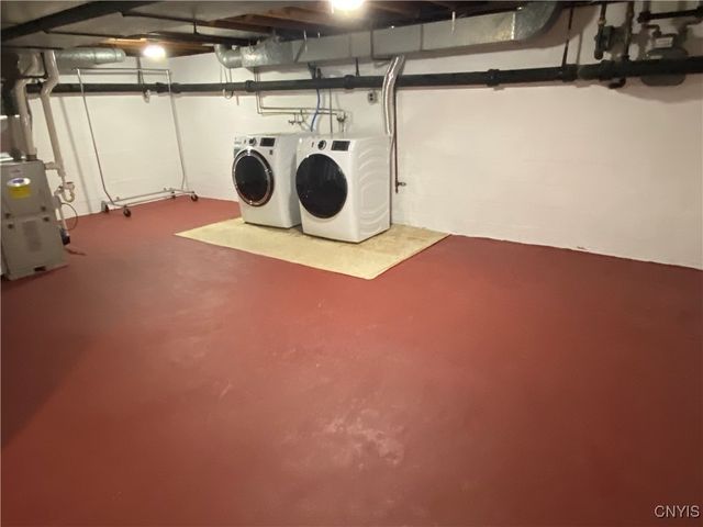 103 Paris Road, New Hartford, NY 13413