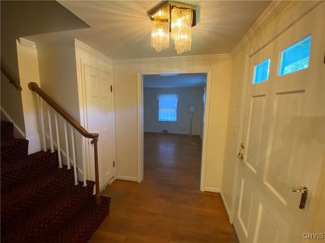 103 Paris Road, New Hartford, NY 13413