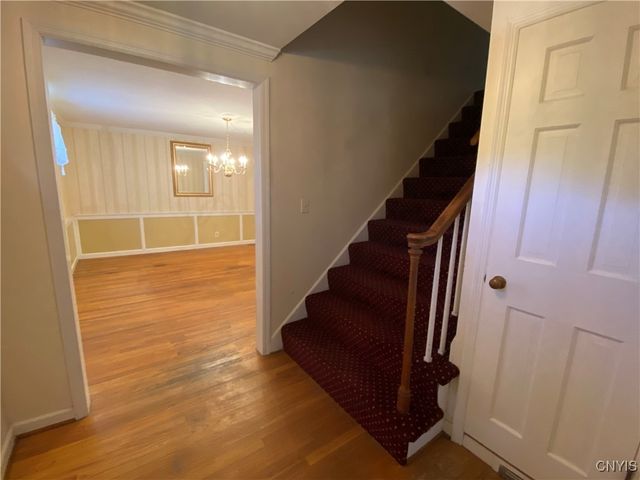 103 Paris Road, New Hartford, NY 13413