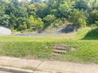 106 Water Street, Johnson City, TN 37601