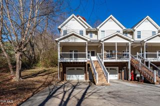 1102 Cherokee Road 4, Johnson City, TN 37604