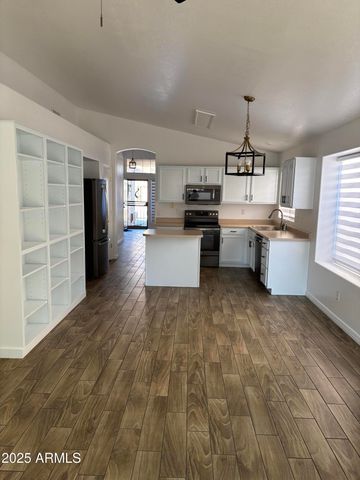 249 W GROVERS Avenue, Phoenix, AZ 85023