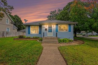 2056 Arnold Avenue SW, Wyoming, MI 49509