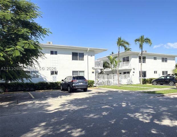 1719 Wiley St 10, Hollywood, FL 33020