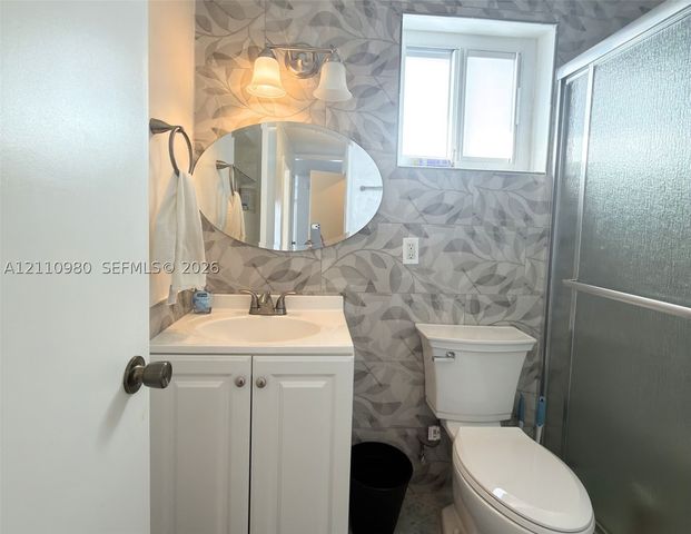 1719 Wiley St 10, Hollywood, FL 33020