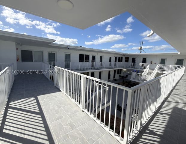 1719 Wiley St 10, Hollywood, FL 33020