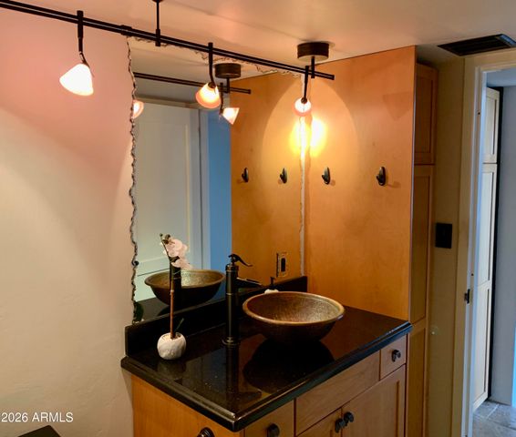 805 N 4TH Avenue 607, Phoenix, AZ 85003
