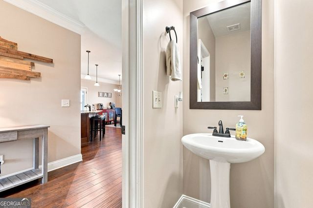 334 Red Cap Circle, Jefferson, GA 30549