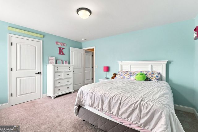 334 Red Cap Circle, Jefferson, GA 30549