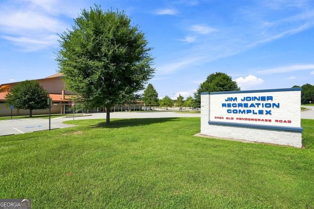 334 Red Cap Circle, Jefferson, GA 30549