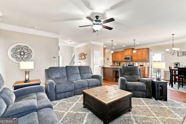 334 Red Cap Circle, Jefferson, GA 30549